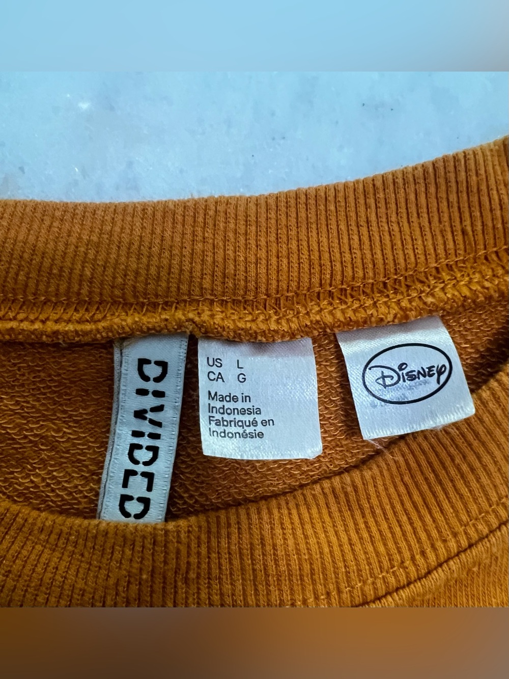 Divided H&M Womens Mustard Yellow Crew Neck Mickey Mouse Sweatshirt Size L - Picture 3 of 5